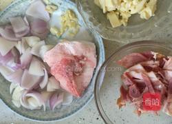 奶酪培根意大利面的做法图解1