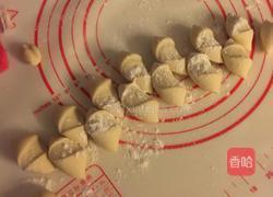 槐花馅饺子的做法图解6