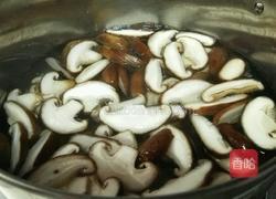 腊肠石锅拌饭的做法图解4