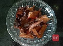 黄花菜腐竹炒木耳的做法图解4