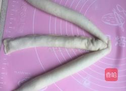 辫子面包的做法图解4
