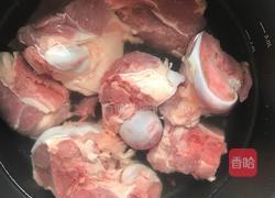 营养大骨头的做法图解1