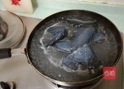 鲜人参乌鸡炖椰王的做法图解4