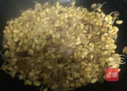 肉丝炒豆芽的做法图解7