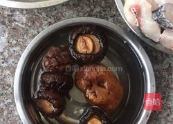 豆腐炖鱼的做法图解3