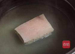 莲白回锅肉的做法图解1