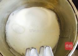 果酱蛋糕卷的做法图解3