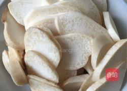 杏鲍菇炒鸭胗的做法图解1