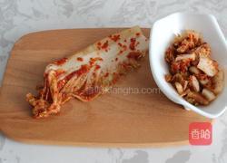 辣白菜炒打糕条的做法图解2