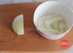 辣白菜炒打糕条的做法图解3