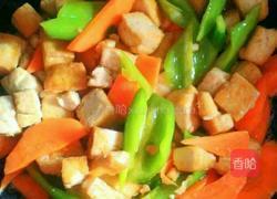 胡萝卜炒豆腐的做法图解7