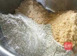 杂粮咯吱的做法图解2