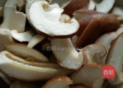 香菇油菜的做法图解1