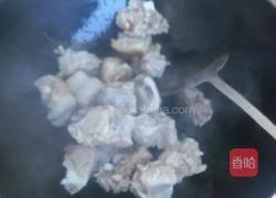 排骨炖藕汤的做法图解6