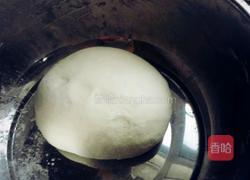 葱油五香烧饼的做法图解1