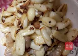 大蒜小炒肉的做法图解6