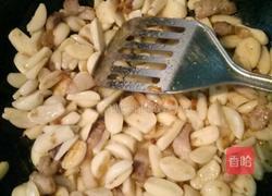 大蒜小炒肉的做法图解4