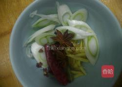 鸡肉炖蘑菇的做法图解4