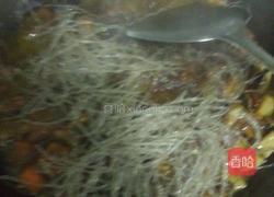 鸡肉炖蘑菇的做法图解8