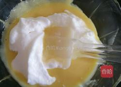 戚风蛋糕的做法图解7