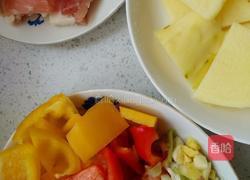 彩椒洋葱土豆片的做法图解1