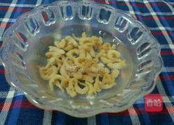 四季平安炒菜花的做法图解3