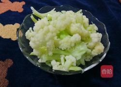 四季平安炒菜花的做法图解4