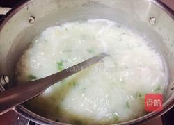 排骨生鱼片粥的做法图解6
