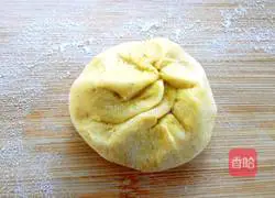 Illustration of how to make pumpkin bean noodle steamed buns 11