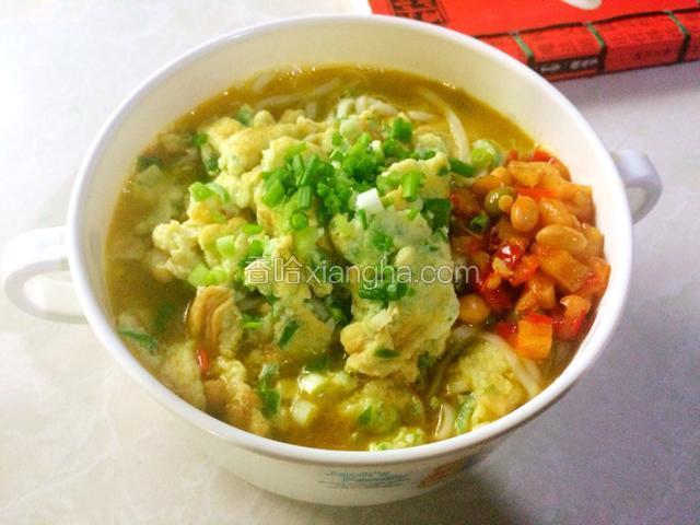 多汁青椒鸡蛋面