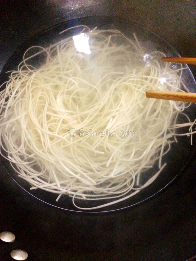 煮至20秒内捞起