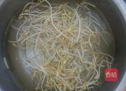 香菇豆芽菜的做法图解3