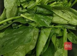 蛋花菠菜汤的做法图解2