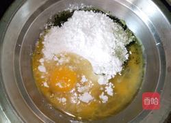 抹茶奶油蛋糕卷的做法图解3