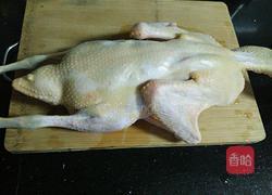 紫苏土鸭汤的做法图解1
