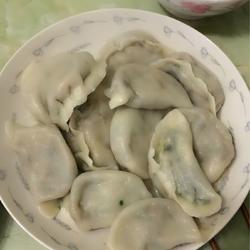 韭菜香菇木耳肉饺子的做法[图]