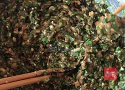 韭菜香菇木耳肉饺子的做法图解4