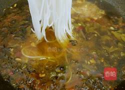 酸菜米粉的做法图解9