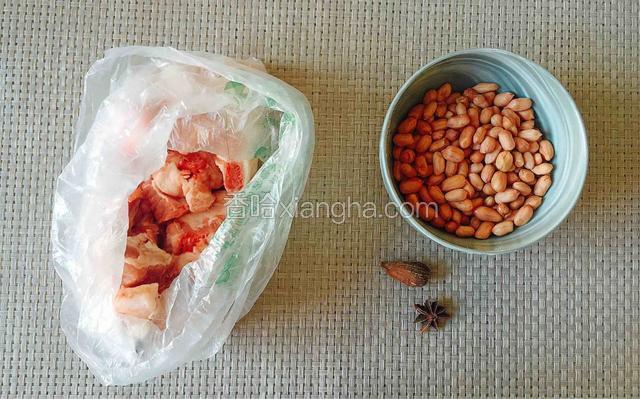 准备食材。