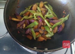 青椒炒茄子的做法图解6