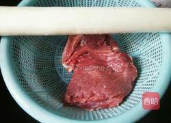 牛肉大葱馅饺子的做法图解1