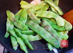土豆燉豆角的做法圖解5