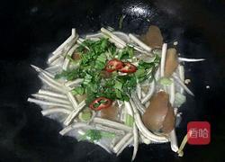 麻根鱼煮萝卜干的做法图解5