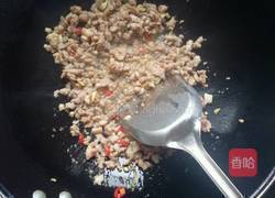 肉末豌豆的做法图解5