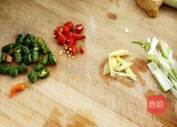 豆芽炖粉条的做法图解3