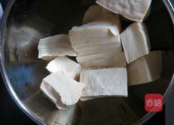 酸菜炖冻豆腐的做法图解2