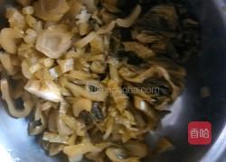 酸菜炖冻豆腐的做法图解3