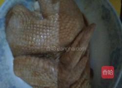 电饭煲焖鸡的做法图解1