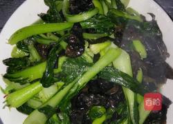 白菜炒木耳的做法图解5
