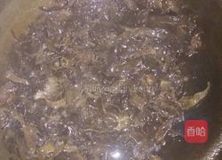 白菜炒木耳的做法图解3